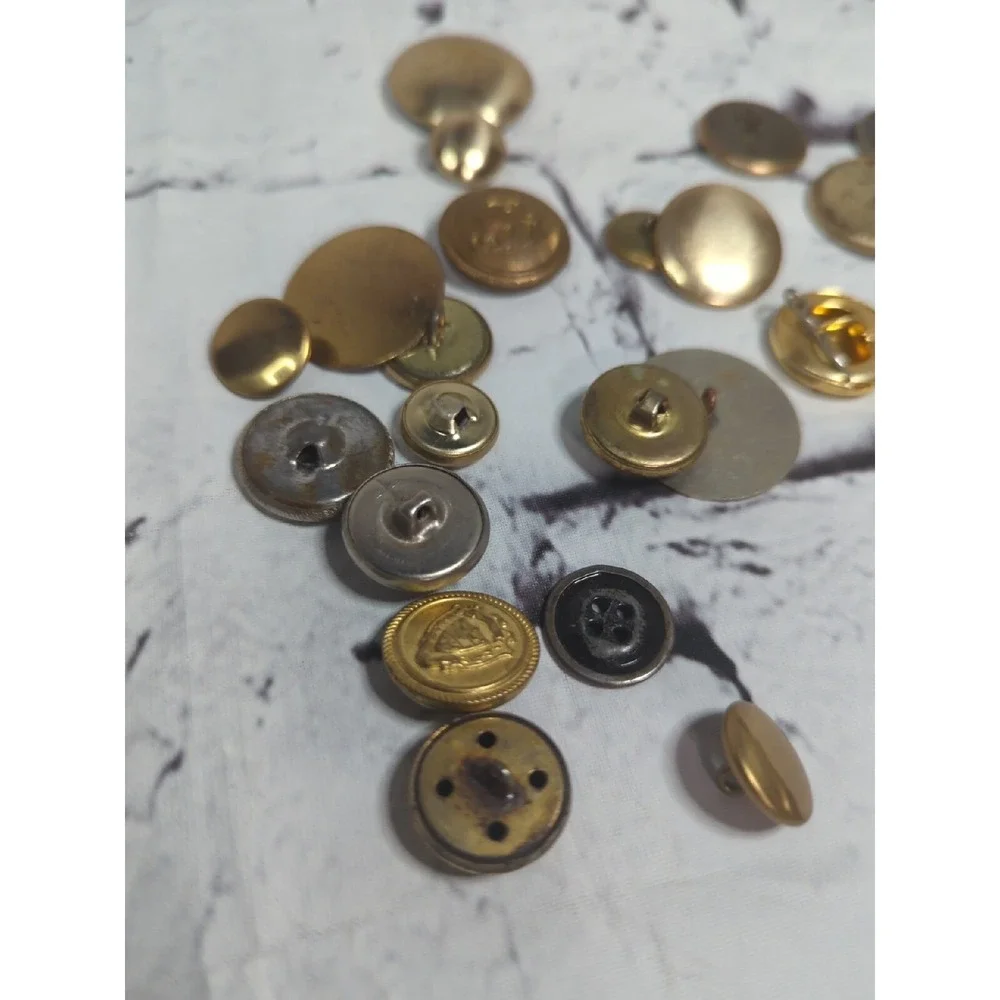 Vintage Metal Buttons Lot Crafts‎ Scrapbooking Arts supplies